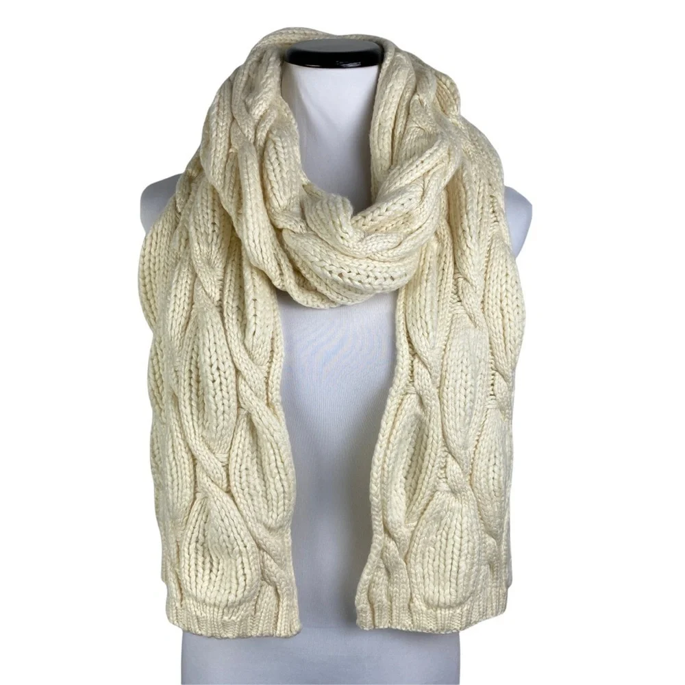 Badgley Mischka Women's‎ Ivory Hourglass Cable Knit Scarf 15